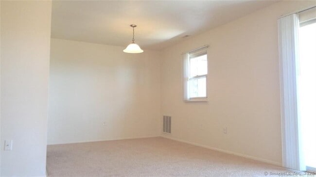 Photo - 51 E Broadway