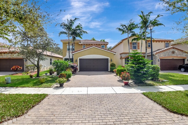 Photo - 4598 Capital Dr