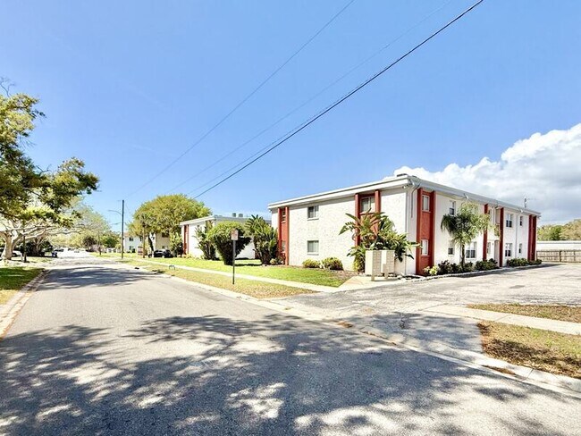 Photo - 4725 39th Ave N Unit 108