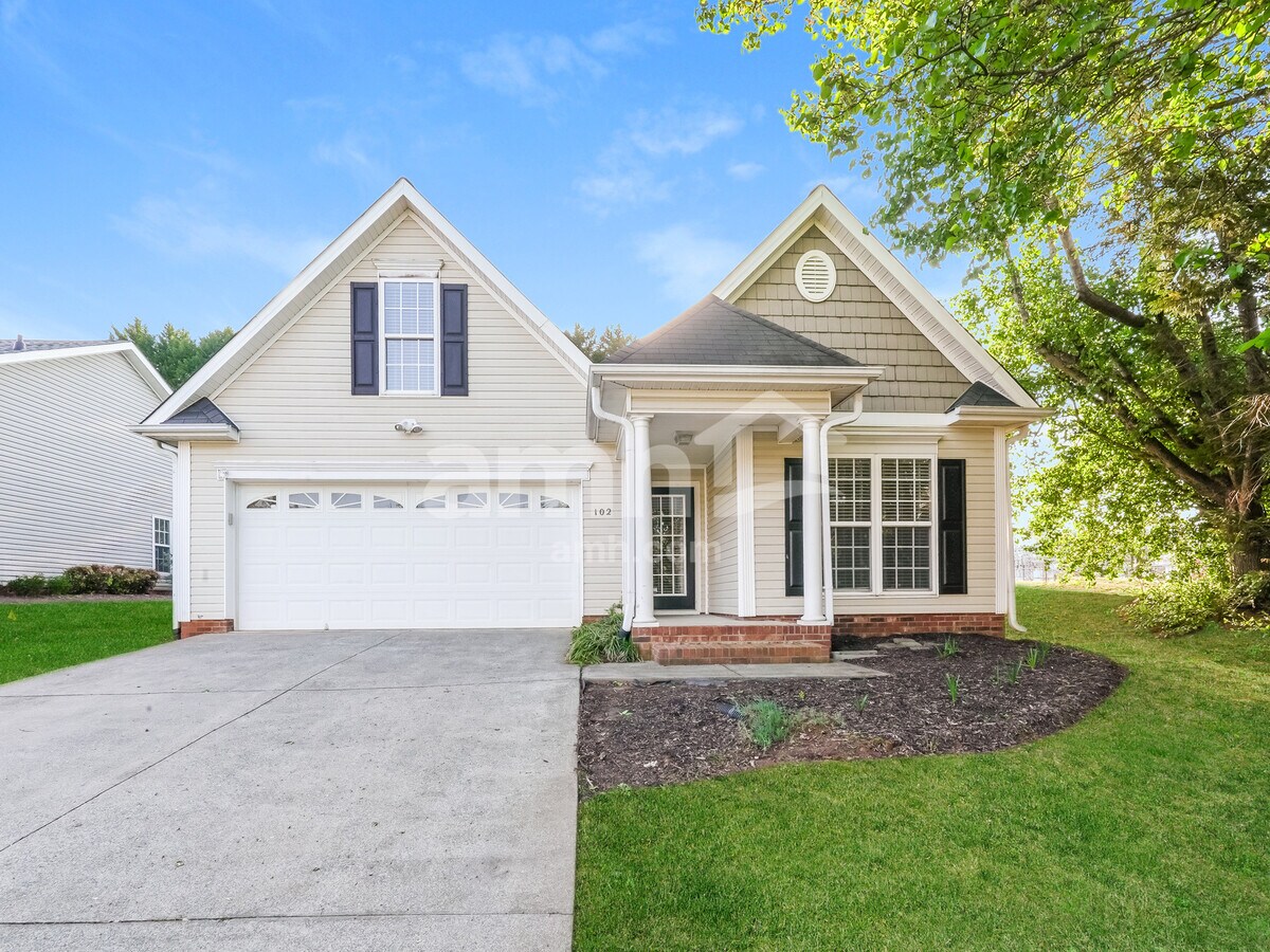 Photo - 102 Coravan Ct