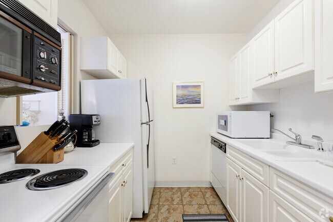 Building Photo - 387 Commonwealth Ave Rental