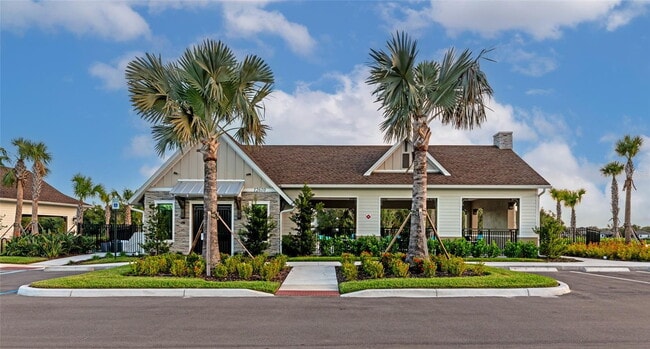 Building Photo - "Charming 3-Bedroom Haven with 2 Full Baths in Serene Parrish FL!"