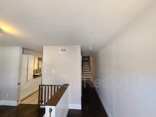 Photo - 3818 Mediterranean St