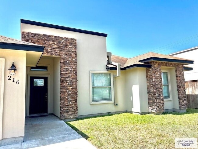 Photo - 216 Gilson Rd