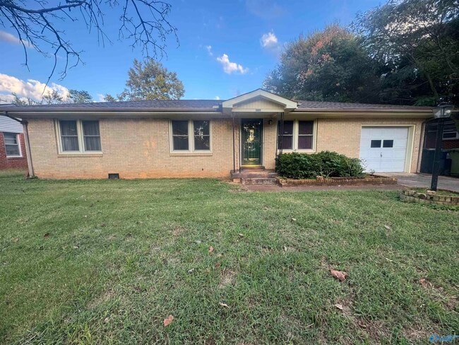 Building Photo - 3009 Fairacres Rd SW