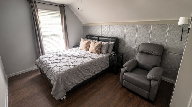 Photo - 1427 Amaryllis Way
