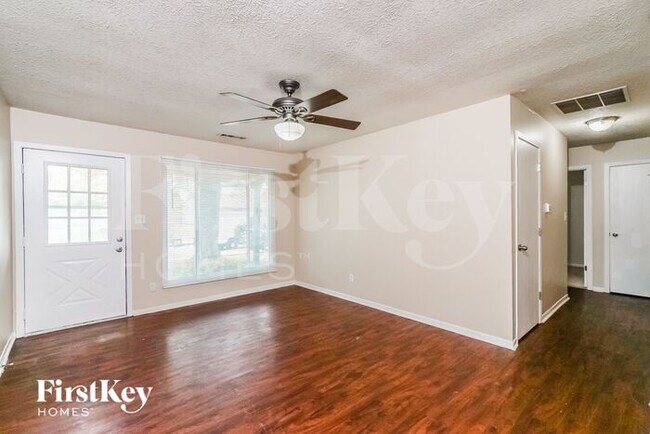 Photo - 5373 Padre Ln