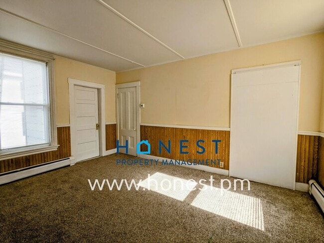 Photo - 122 Benton Ave