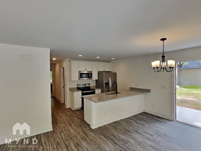 Photo - 1506 Collinston Dr