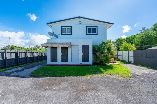 Photo - 520 SW Krome Terrace Unit 1