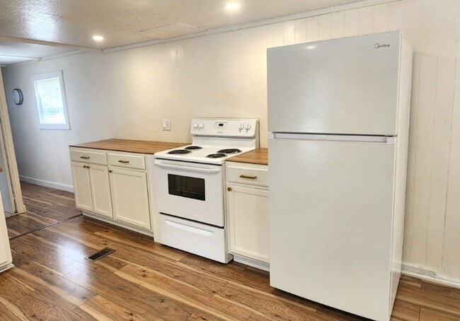 Photo - 4439 Danville Rd