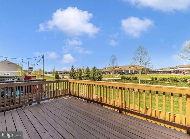 Photo - 247 Drexel Ct