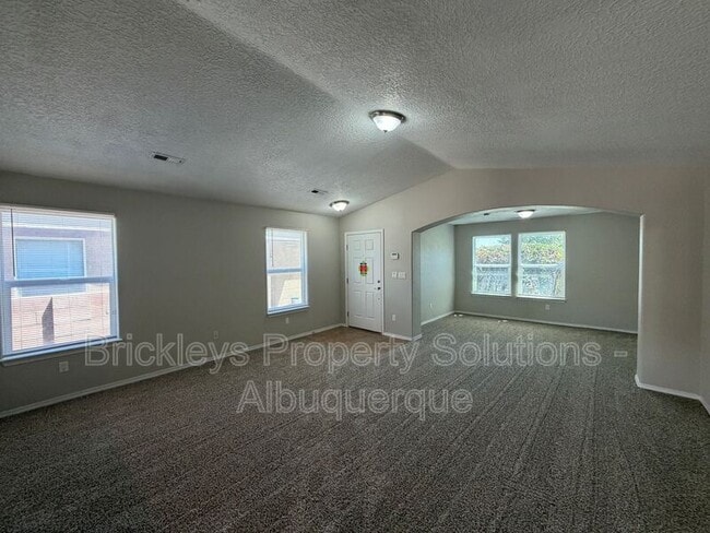 Photo - 8035 Sierra Altos Pl NW