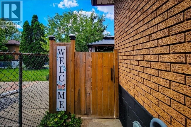 Photo - 12 Maitland Ave