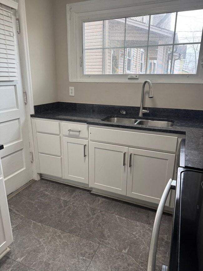 Photo - 361 Cliffside Dr Unit Apt B