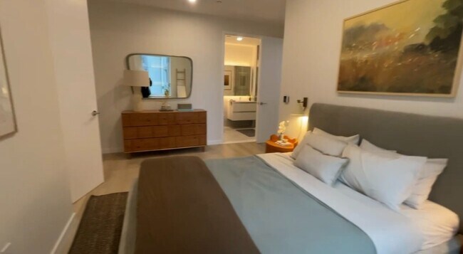 Photo - 50 Broad St Unidad 1706