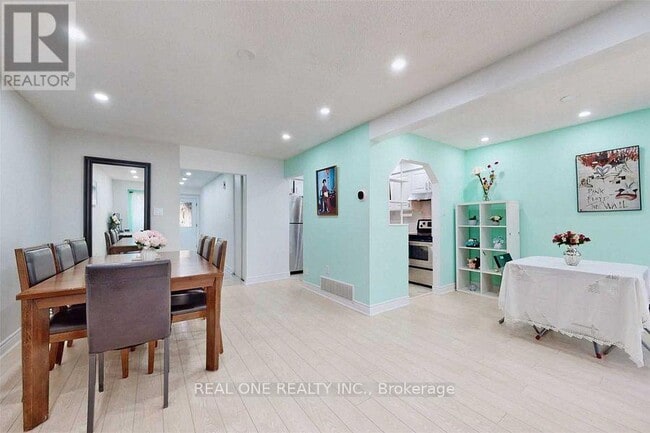 Photo - 45 Dundalk Dr