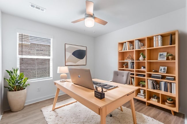 Photo - 4651 W Aurora St