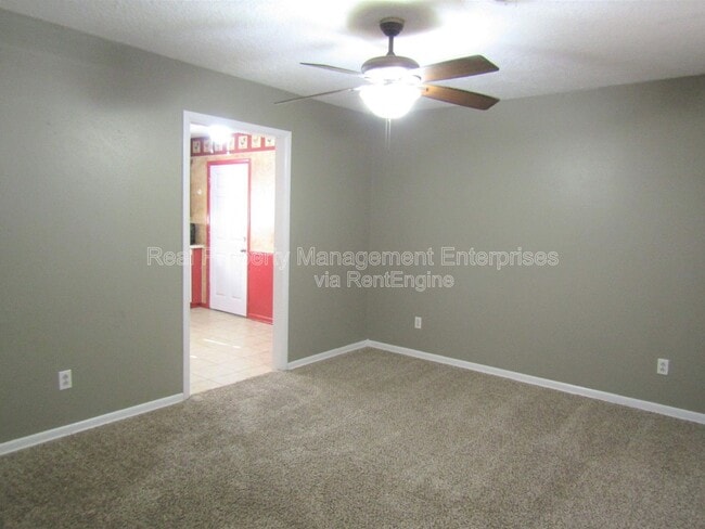 Photo - 1214 Beaumont St