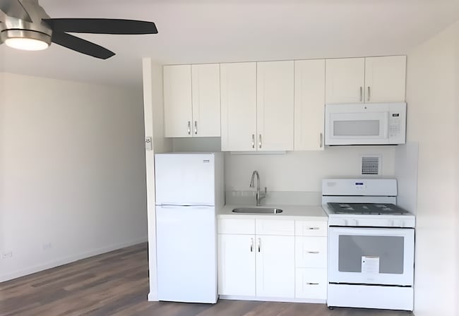 Photo - Studio / 1 Bath Unit at Holiday Village Unit 1704