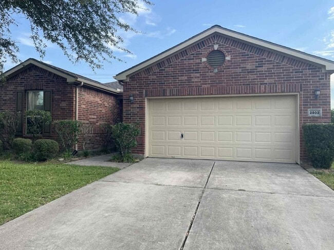 Building Photo - 2802 Mezzomonte Ln Rental