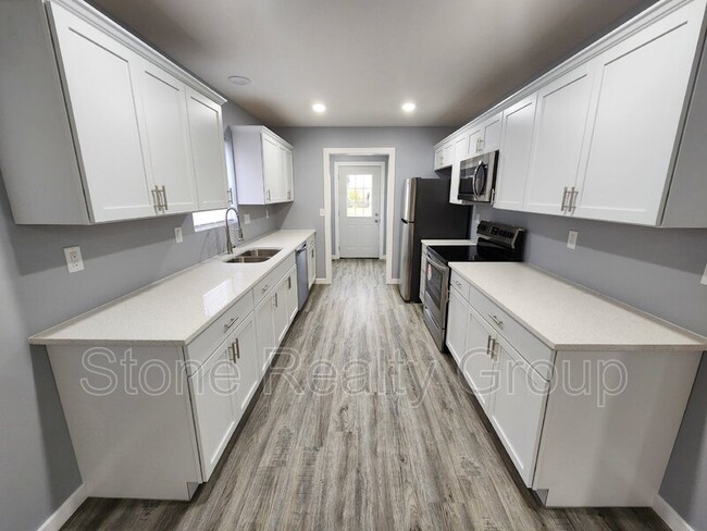 Photo - 2137 N 14th St