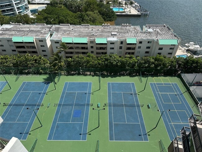 Photo - 2333 Brickell Ave Unidad PH210