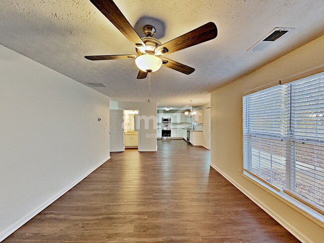 Photo - 1720 Mission Park Ct