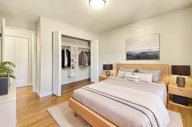 Moira Apartments