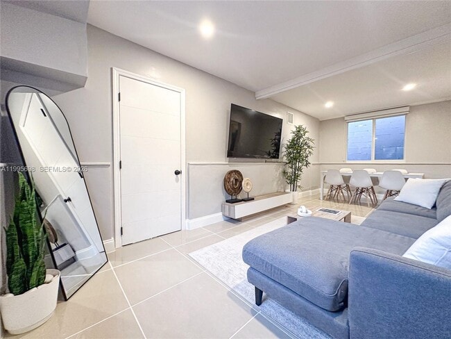 Photo - 174 NE 55th St Unit 1