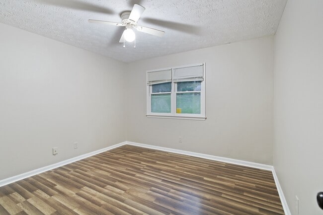 Photo - 235 Sunny Hills Dr