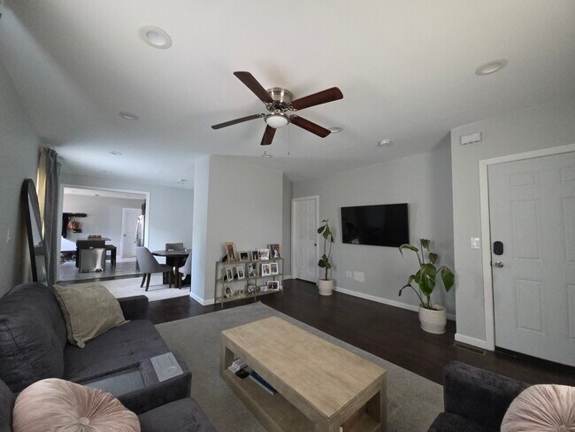 Photo - 23 Cottage Ave Casa