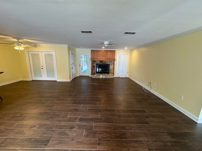 Photo - 234 Wava Ave