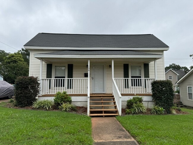Photo - MOVE-IN READY!