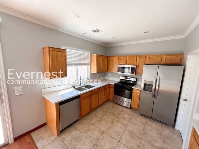 Photo - 2676 Cottonwillow St