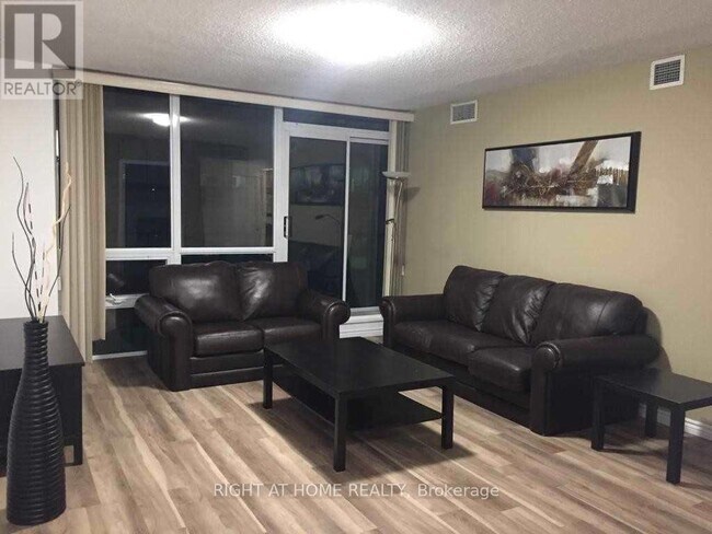 Photo - 263 Wellington St W Unit 705