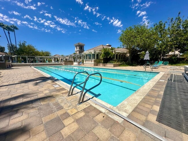 Corner Unit Two Story Townhome in the Beau... - Corner Unit Two Story Townhome in the Beau... Unit 274