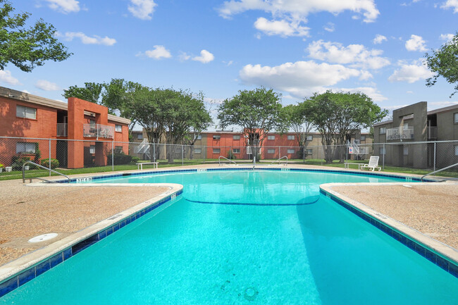 La Paloma Village Apartments - La Paloma Village Apartments