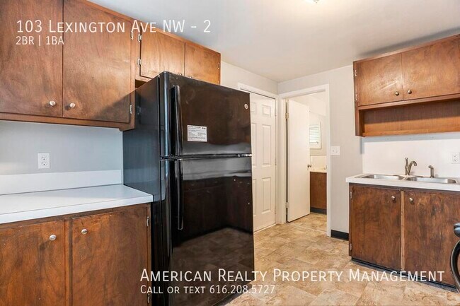 Photo - 103 Lexington Ave NW Unidad 2