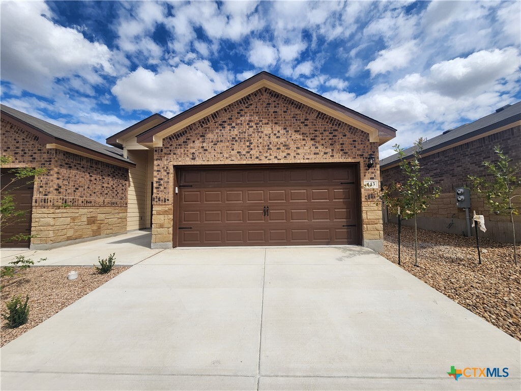 Photo - 443 Emma Dr Townhome