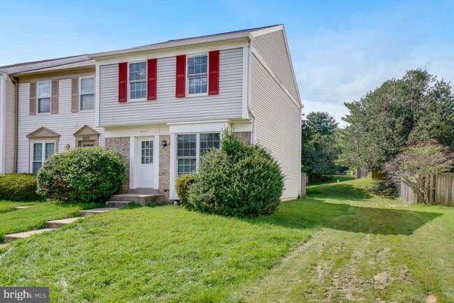 Building Photo - 3121 Benton Square Dr