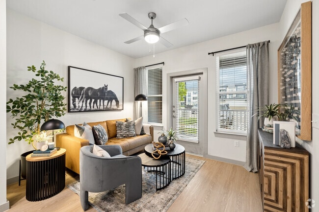 A1 1BR, 1BA - 638SF - Living - Aspire at Greenville