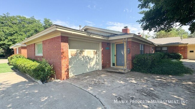 Photo - 4313 58th St