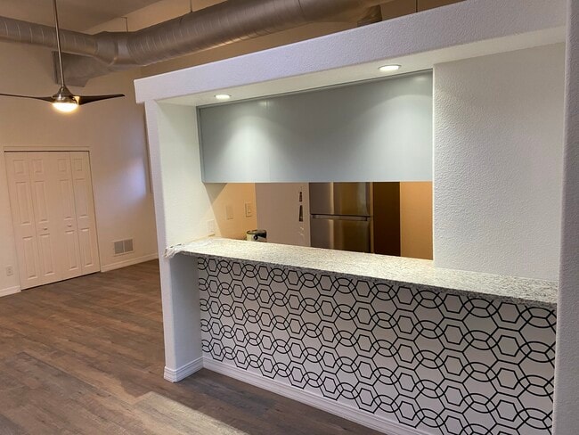 Photo - 325 S Union Ave Unit B