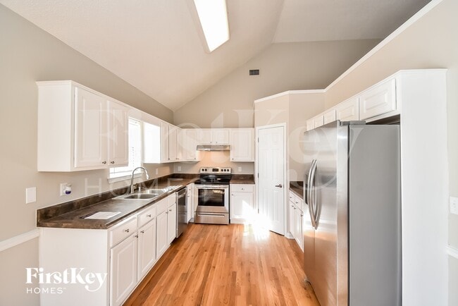 Photo - 622 Skyline Dr