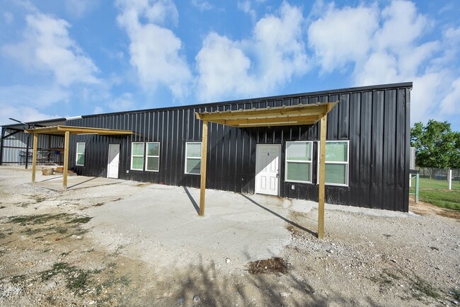 Building Photo - 2796 Harrison Rd