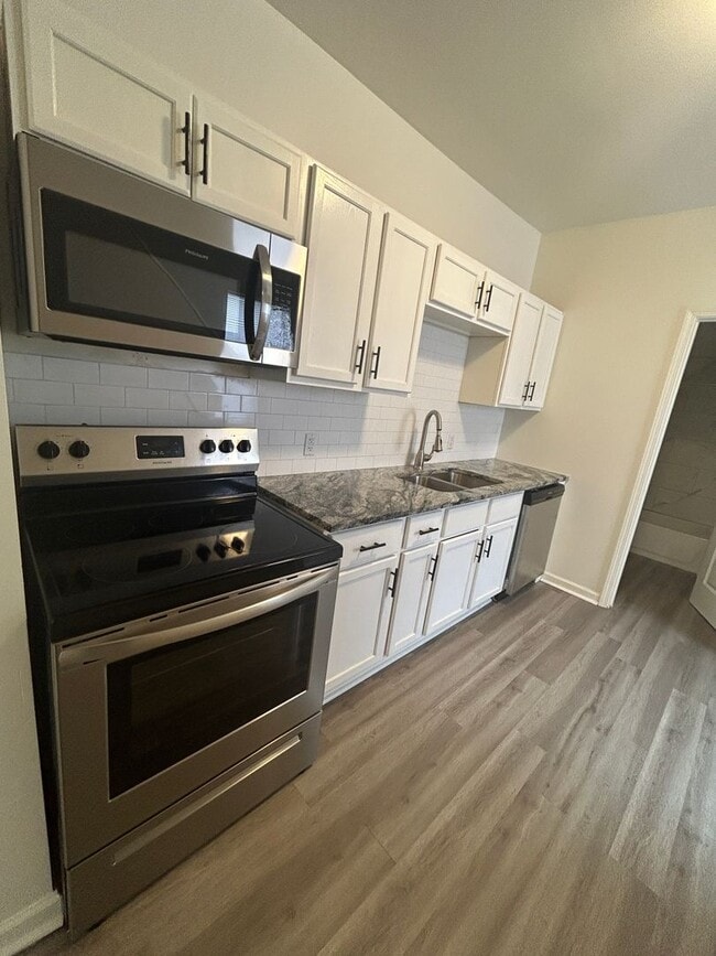 Photo - 121-123 Hayden Ave Unit 123