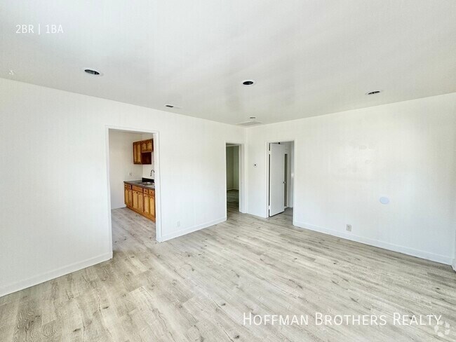 Building Photo - 4455 163rd St Rental