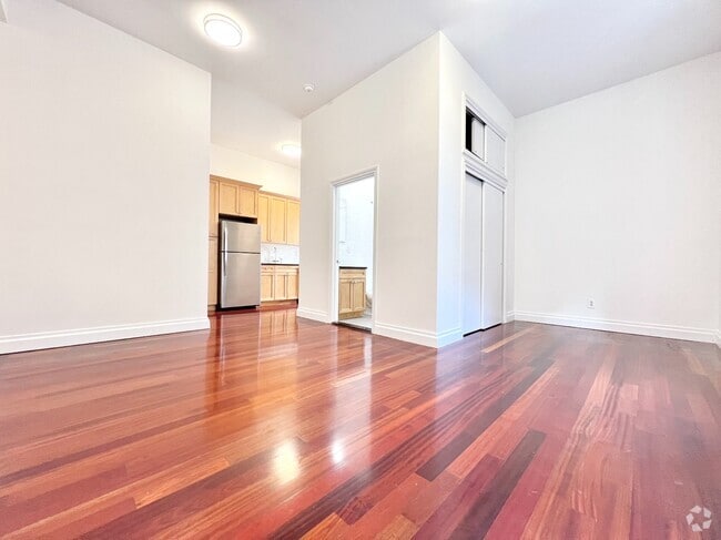 Building Photo - 611 W 137th St Rental