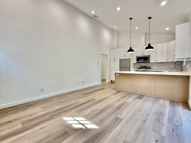 Photo - 619 N Vista St Unit A